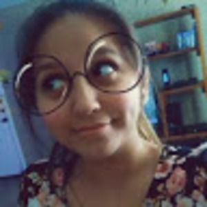 Meet your Posher, Daniella